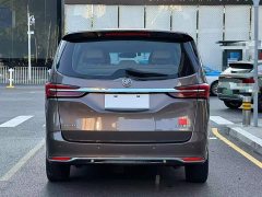 Buick GL8 Land Business Class Comfort Edition - ფოტო 3