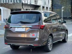 Buick GL8 Land Business Class Comfort Edition - ფოტო 4