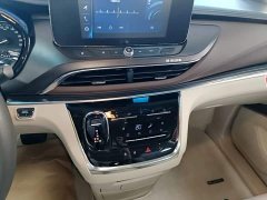 Buick GL8 Land Business Class Comfort Edition - ფოტო 8