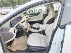 IM Motors Zhiji L6 Max Standard Edition - фото 14