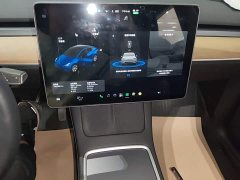 Tesla Model Y Standard Range RWD - photo 12