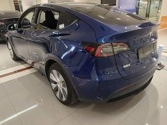 Tesla Model Y Standard Range RWD - photo 4