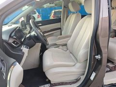 Buick GL8 Land Business Class Comfort Edition - фото 14