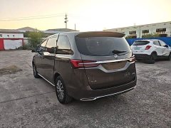 Buick GL8 Land Business Class Comfort Edition - фото 4