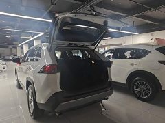 Toyota RAV4 2.0L CVTAWD Edition - фото 18