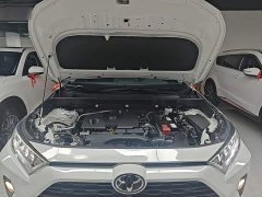 Toyota RAV4 2.0L CVTAWD Edition - фото 19