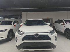 Toyota RAV4 2.0L CVTAWD Edition - фото 2