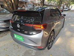 Volkswagen ID.3 Outstanding Edition - ფოტო 6
