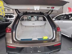 Mercedes-Benz EQE SUV 350 4MATIC Pioneer Edition - photo 18