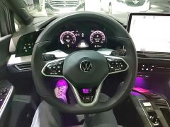 Volkswagen Golf Facelift 300TSI R-Line - ფოტო 10