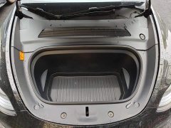 Tesla Model Y Rear-Wheel Drive - ფოტო 10