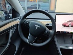 Tesla Model Y Rear-Wheel Drive - ფოტო 2