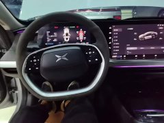 XPeng P7 480E - ფოტო 9