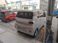 Wuling Hongguang MINIEV Third Generation 215km Advanced Edition - ფოტო 6