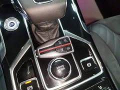 FAW Red Flag HS5 Facelift 2.0T Smart Connected Premium Edition - ფოტო 8