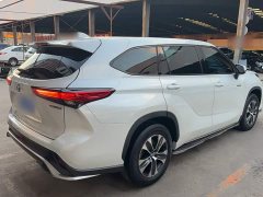 Toyota Crown Land Cruiser 2.5L HEV2WD Edition - photo 9