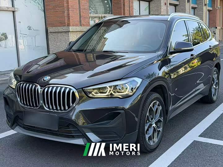 BMW X1 sDrive25Li Premier - автомобиль из Китая