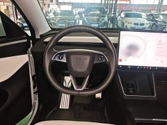 Tesla Model Y Long Range All-Wheel Drive - ფოტო 10