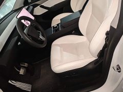 Tesla Model Y Long Range All-Wheel Drive - ფოტო 14
