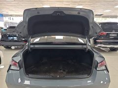 Hyundai Elantra 1.5L CVT Luxury - ფოტო 18