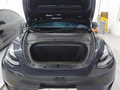 Tesla Model Y Long Range All-Wheel Drive - ფოტო 19
