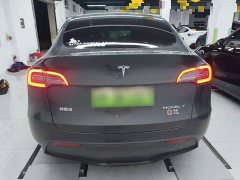 Tesla Model Y Long Range All-Wheel Drive - ფოტო 5