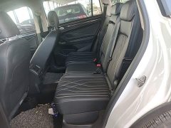 Volkswagen Tiguan L Outstanding Edition 300TSI Automatic FWD Dragon Ascendant Version - photo 16