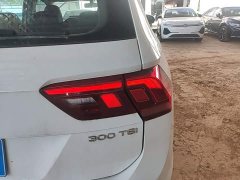 Volkswagen Tiguan L Outstanding Edition 300TSI Automatic FWD Dragon Ascendant Version - photo 7