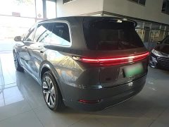 Li Auto L9 Max - ფოტო 4