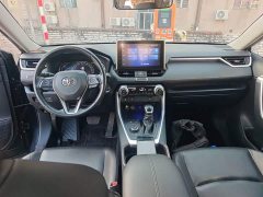 Toyota RAV4 Hybrid 2.5L E-CVT AWD Elite Plus - фото 9