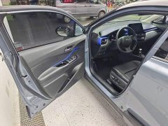 Toyota C-HR Dual-Engine 2.0L E-CVT Luxury Edition - ფოტო 15