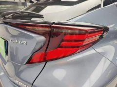 Toyota C-HR Dual-Engine 2.0L E-CVT Luxury Edition - ფოტო 7