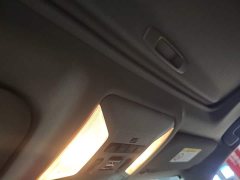 Toyota Venza Hybrid 2.5L E-CVT FWD Premium - photo 17