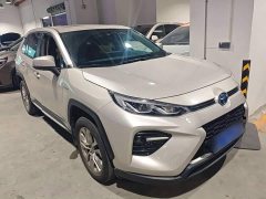 Toyota Venza Hybrid 2.5L E-CVT FWD Premium - photo 3