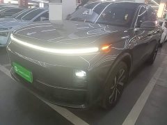 Li Auto L7 Pro - ფოტო 1
