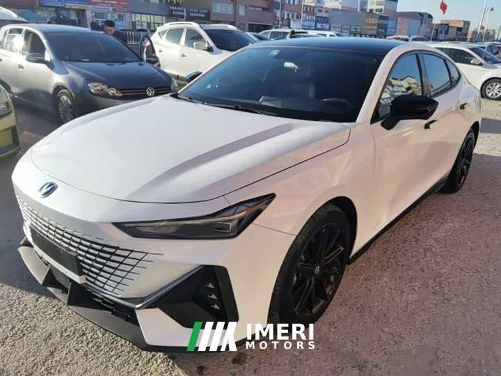 Changan UNI-V 1.5T Deluxe - ავტომობილი ჩინეთიდან