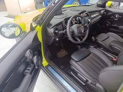BMW MINI Cooper S Cabrio Artist Edition 2.0T - фото 15