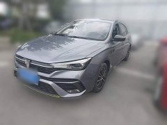 SAIC MG i5 1.5L Manual Platinum Edition - photo 1