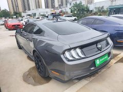Ford Mustang 2.3T EcoBoost - ფოტო 4