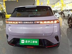 Lynk & Co 06 EM-P 126 Long Range Max - ფოტო 3