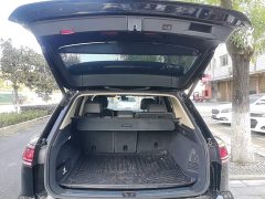 Volkswagen Touareg 2.0TSI Sharp Elegance Edition - photo 18
