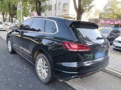 Volkswagen Touareg 2.0TSI Sharp Elegance Edition - photo 4