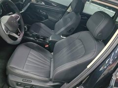 Volkswagen Passat Outstanding Edition 380TSI Dragon Ascendant Version - фото 14