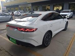 BYD Qin L DM-i Smart Drive Edition 120KM Excellence - photo 6