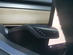 Tesla Model 3 Performance All-Wheel Drive - ფოტო 13