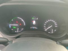 Toyota Sienna 2.5L Hybrid Comfort Edition - photo 11