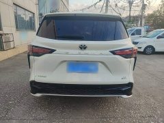 Toyota Sienna 2.5L Hybrid Comfort Edition - photo 5
