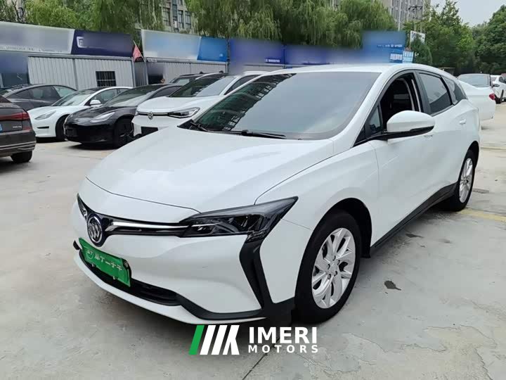 Buick Weilan 6 430km Travel Edition - автомобиль из Китая