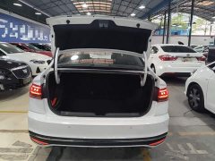 Volkswagen Bora 200TSI DSG Comfort Edition - photo 18
