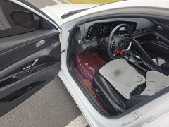 Hyundai Elantra 1.5L CVT Luxury - photo 15